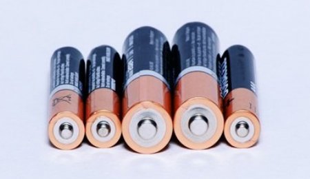 鋰電產業周報|2022年11月全球動力電池裝機量：寧德時代第一，比亞迪第二