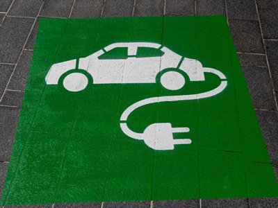 保時捷正在研發新型固態電池 將電池儲能密度提高10倍