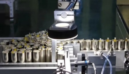 欣界能源10GWh固態鋰金屬電池量產項目，首批產品下線